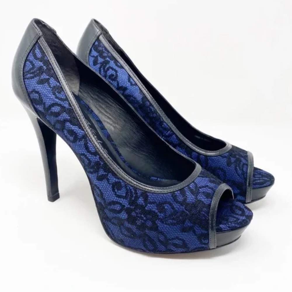 Pour la Victoire Platform Peep-toe Heels Blue and Black Lace Size 8